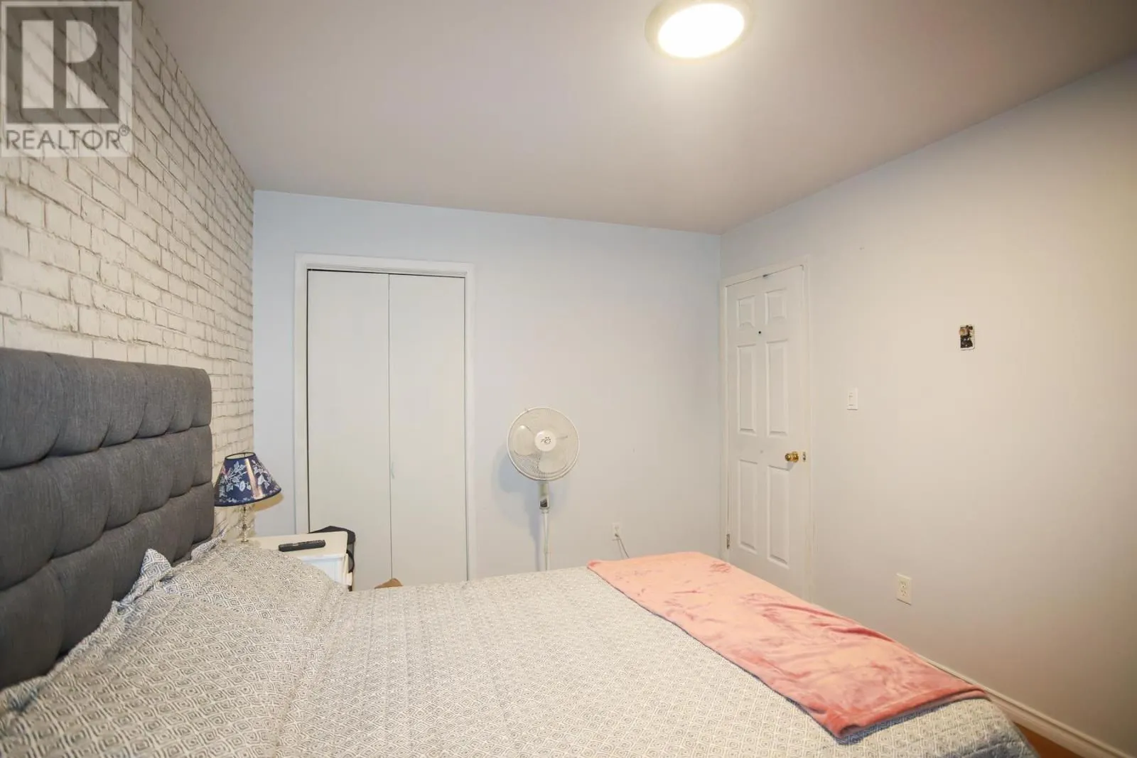 35 Broadview DR