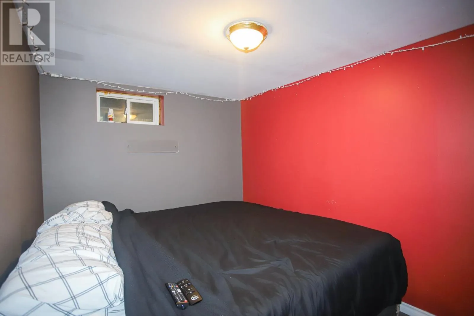 35 Broadview DR