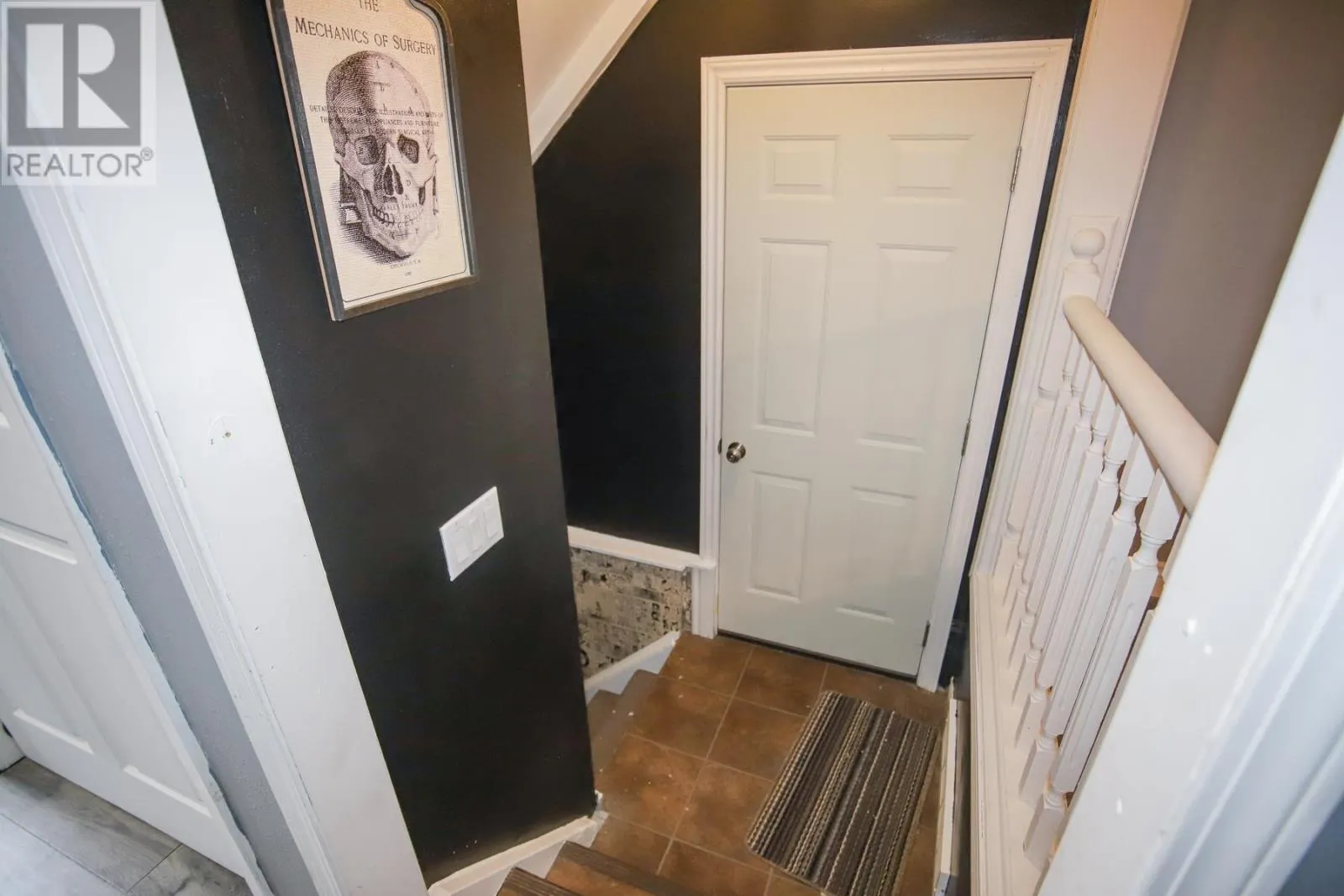 35 Broadview DR