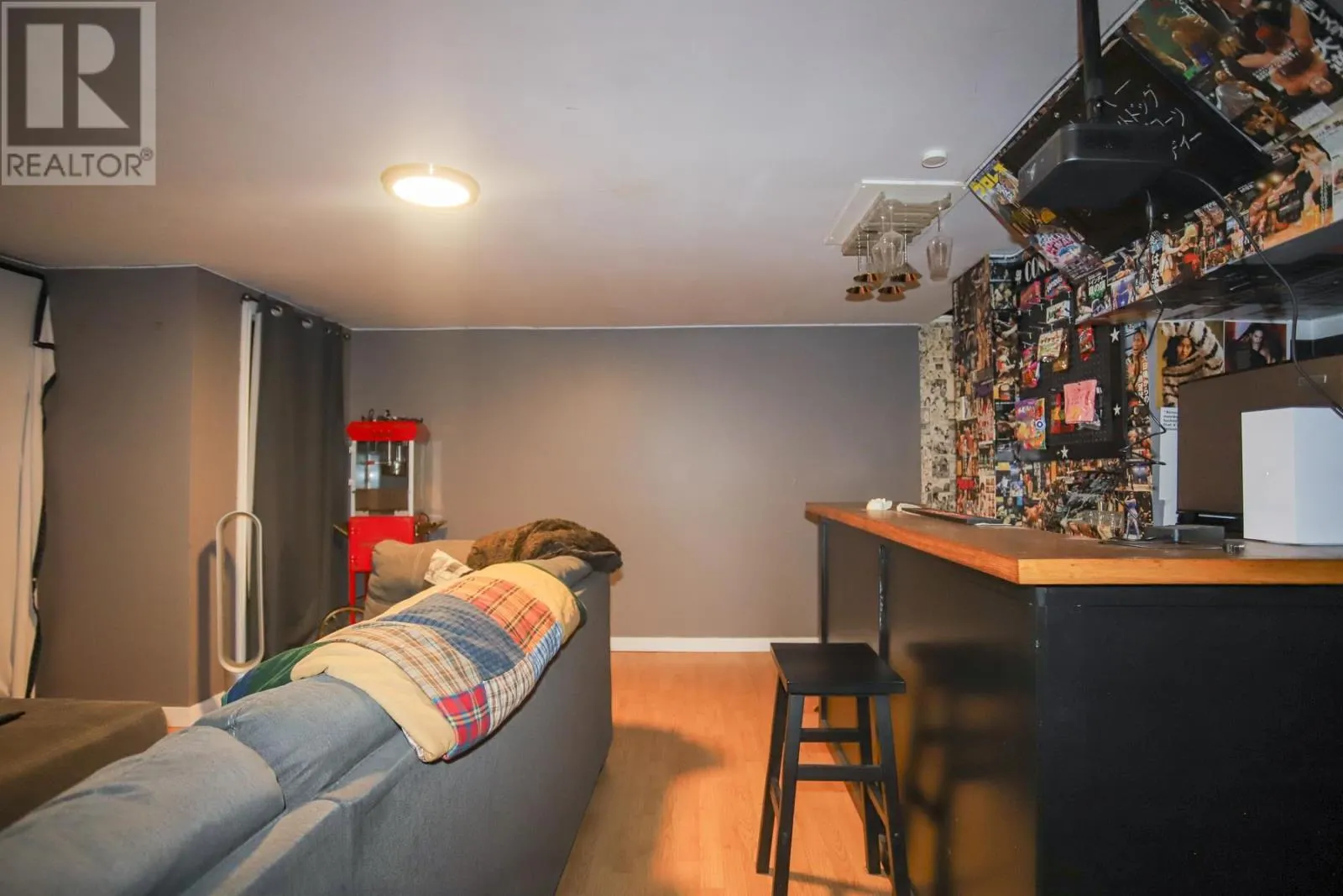 35 Broadview DR