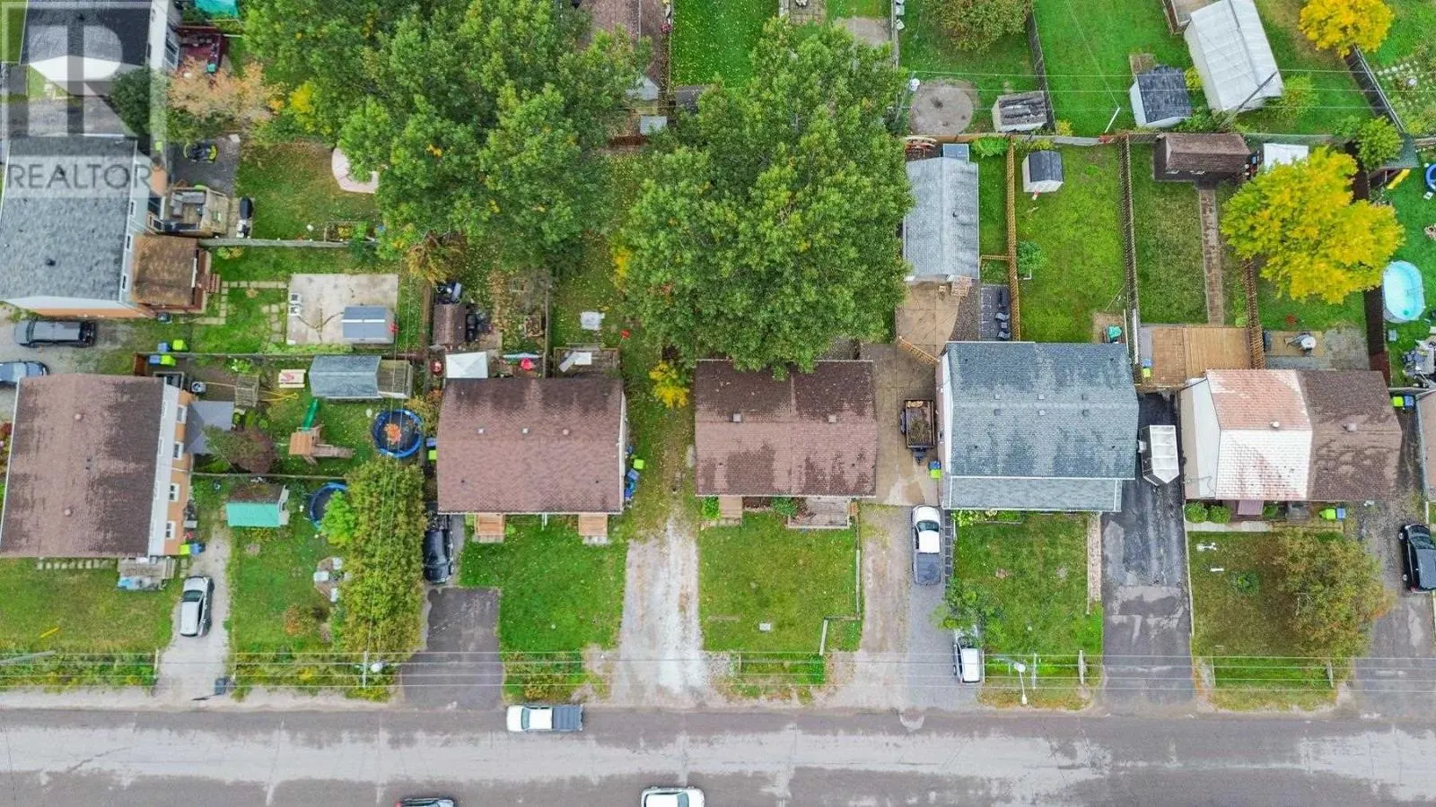 35 Broadview DR