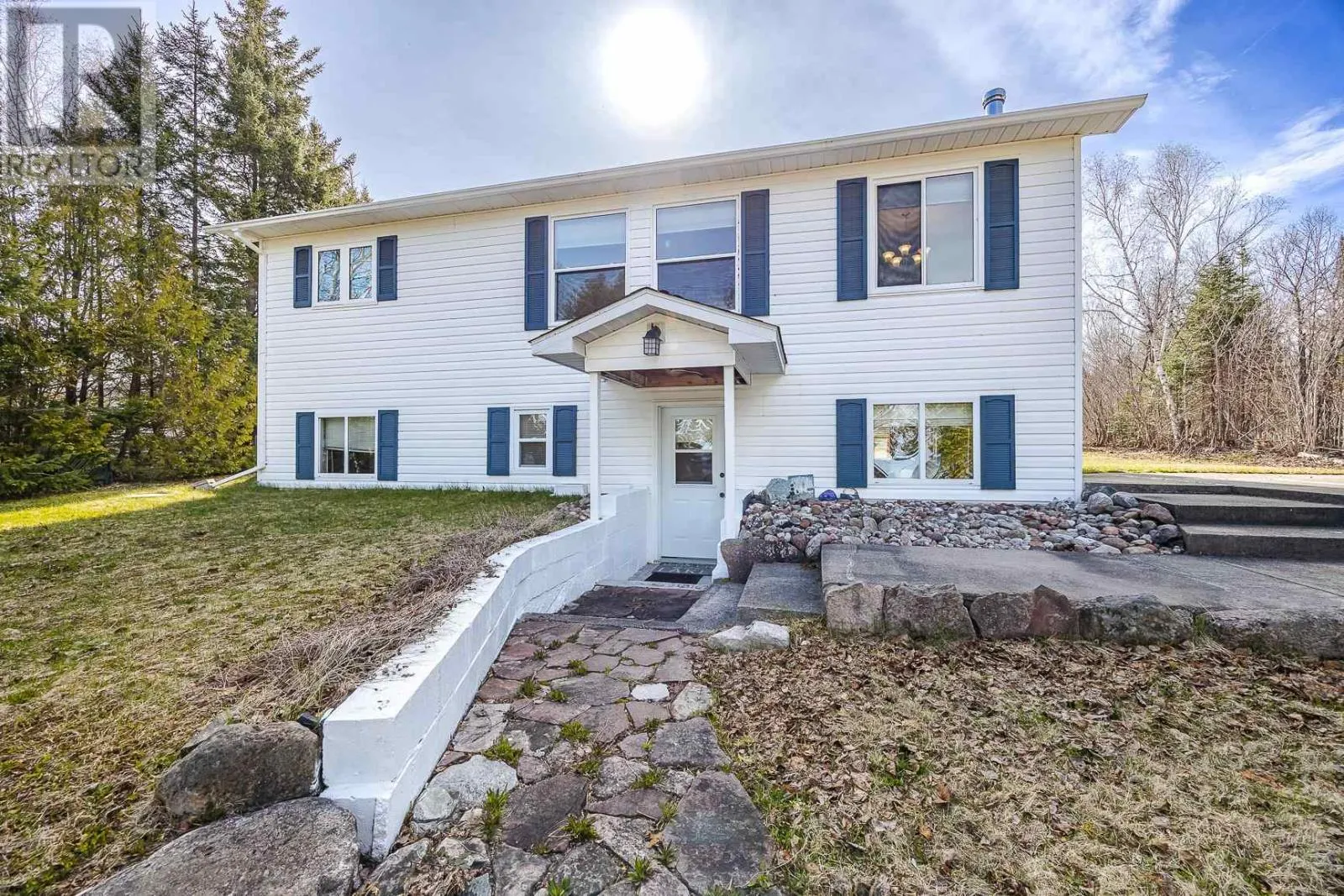 2062 Havilland Shores DR