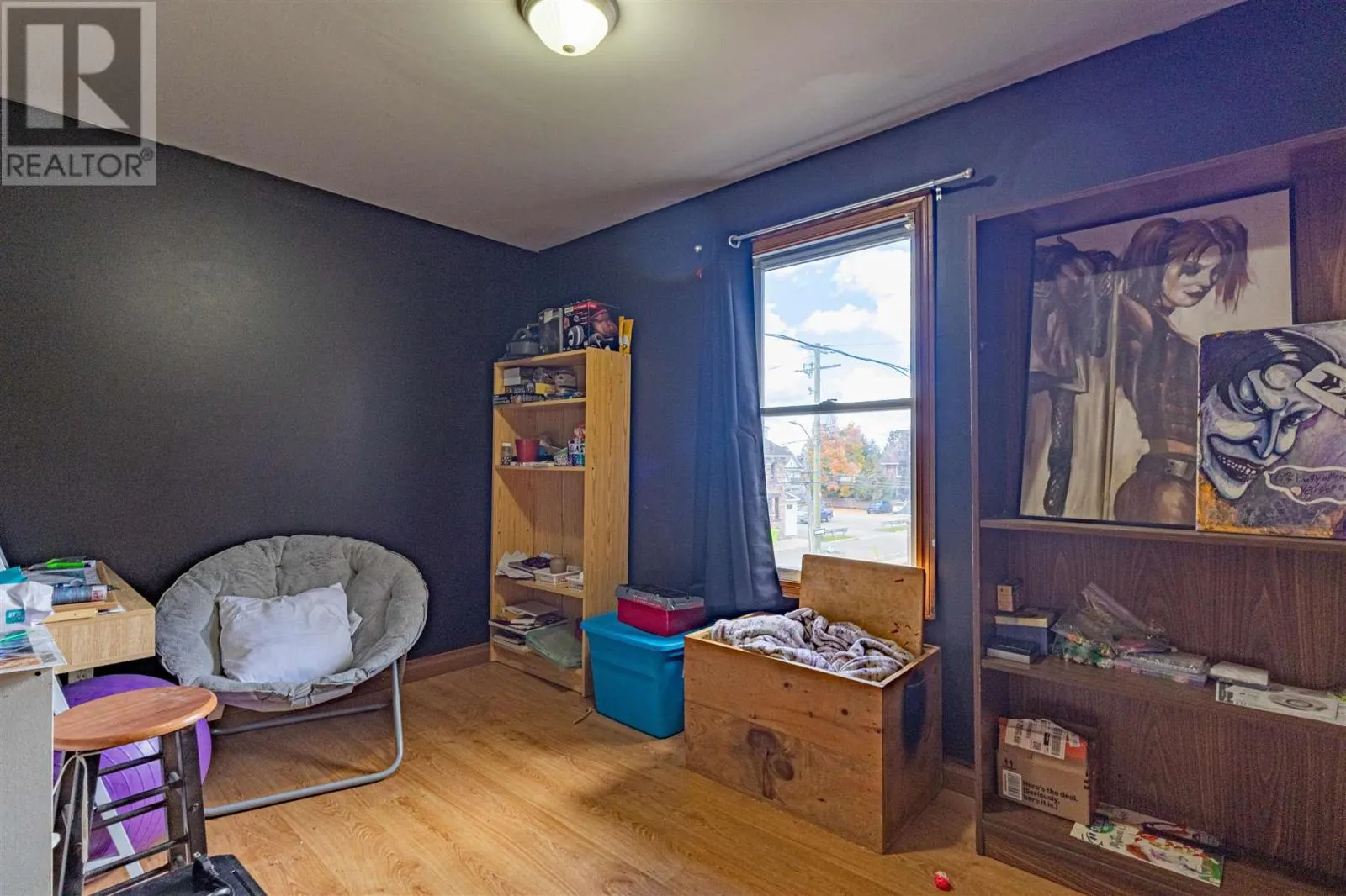 180 Elgin ST