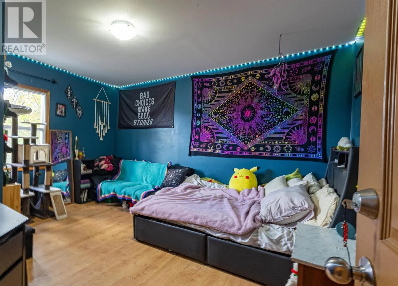 180 Elgin ST