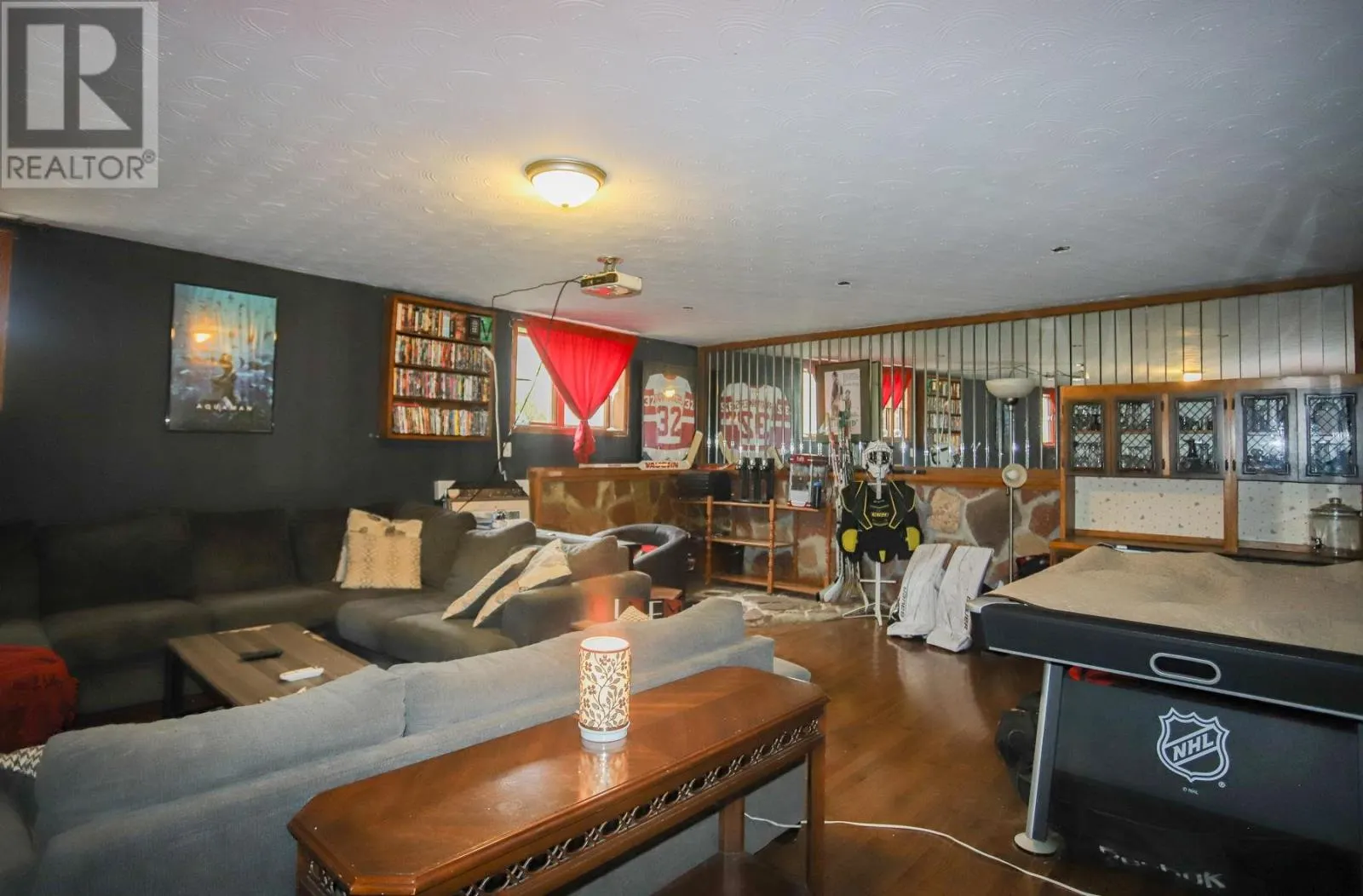 480 Moss RD