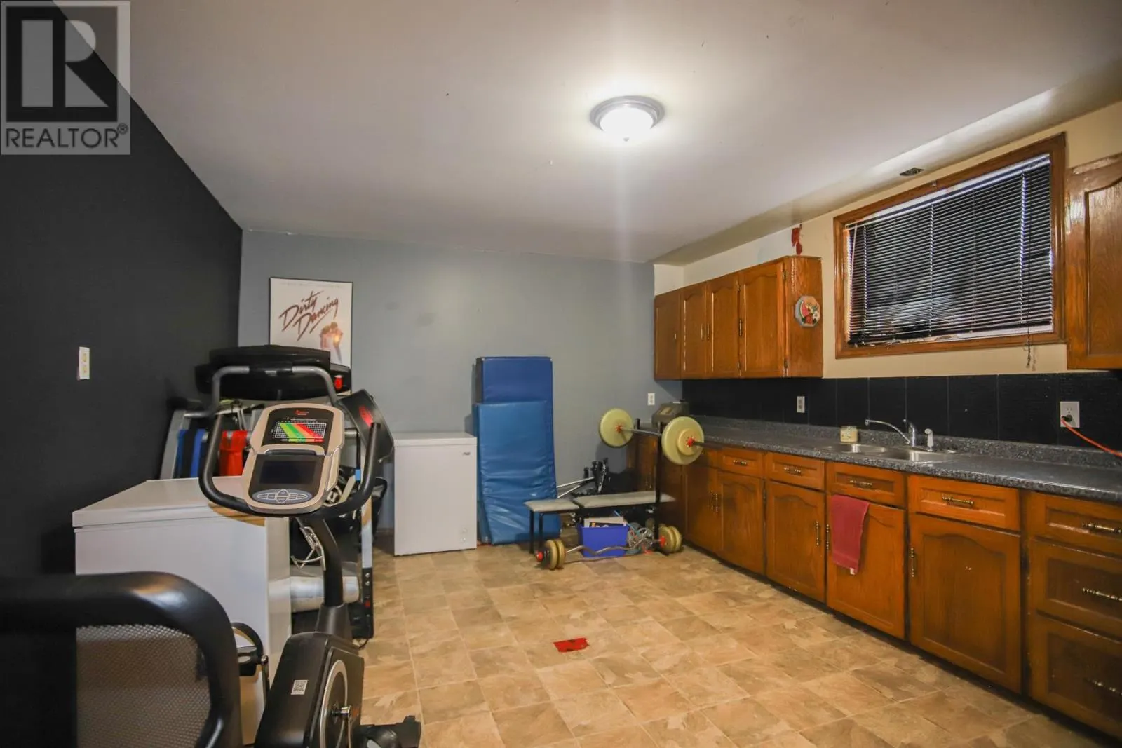 480 Moss RD