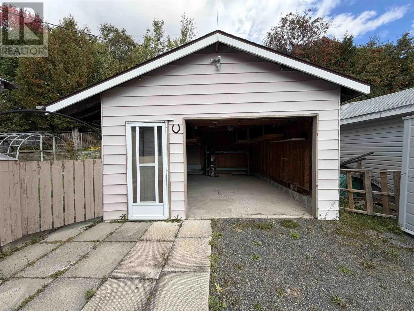 17 Brown RD
