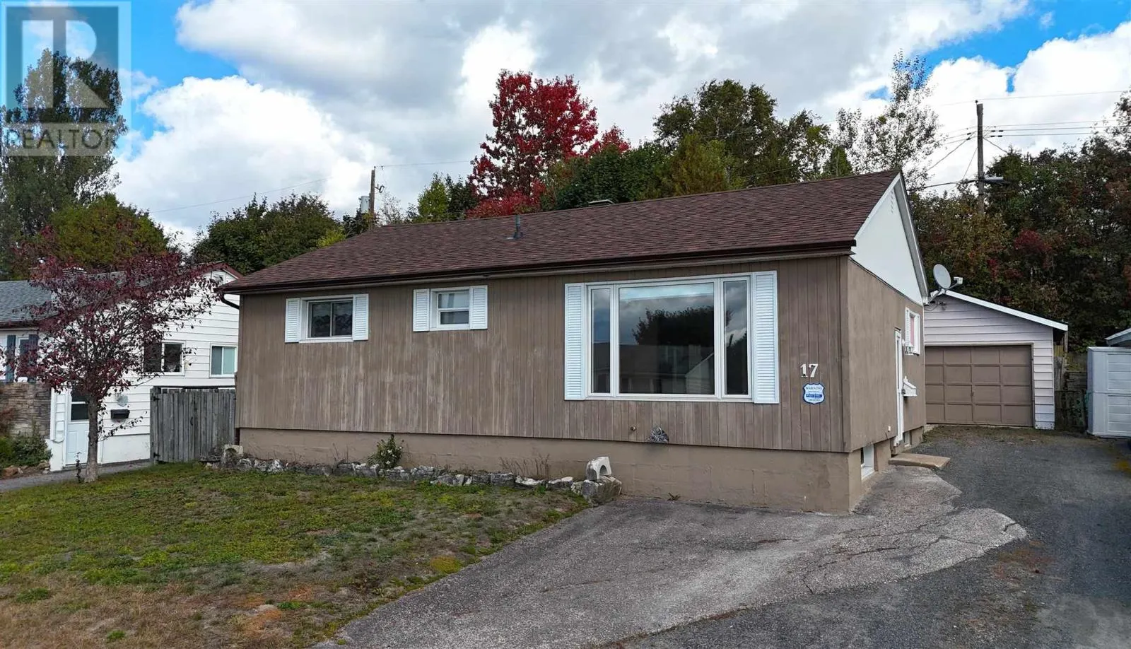 17 Brown RD