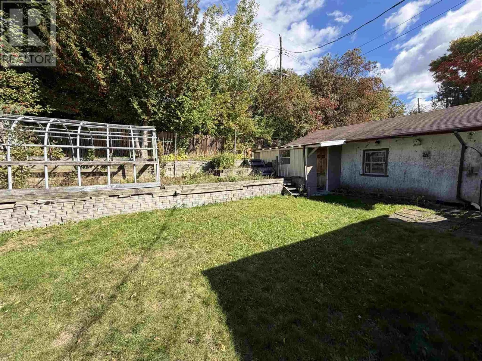 17 Brown RD