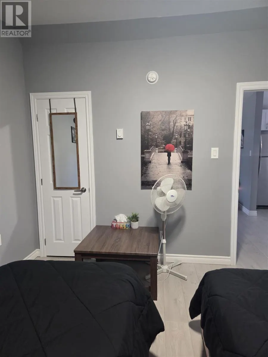 9 Central AVE