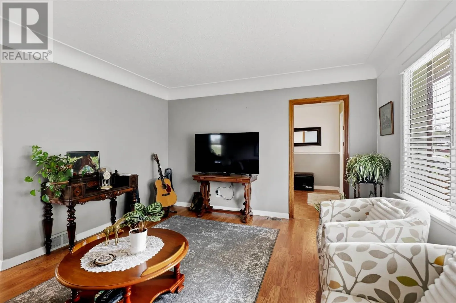 44 McCrea ST