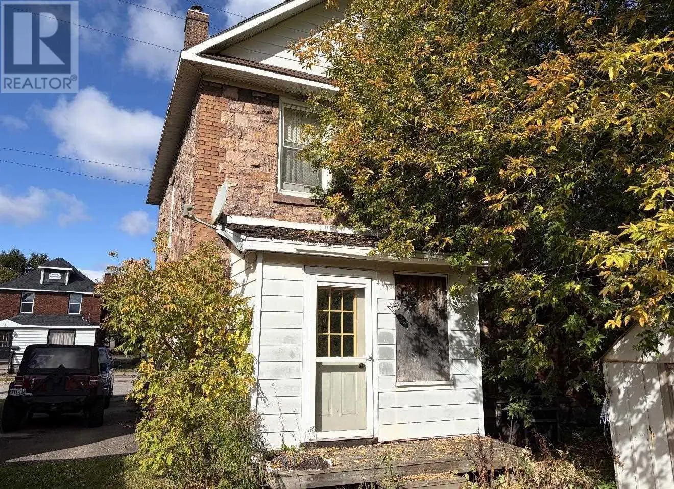 166 Hudson ST