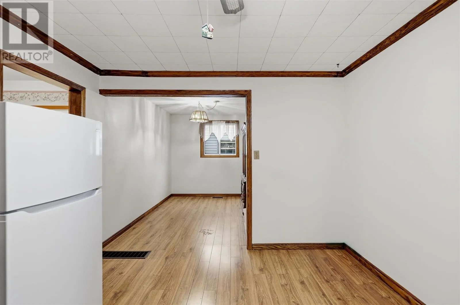 165 Spadina AVE