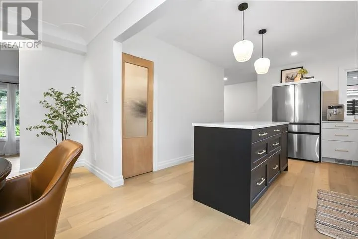 35 Hugill ST