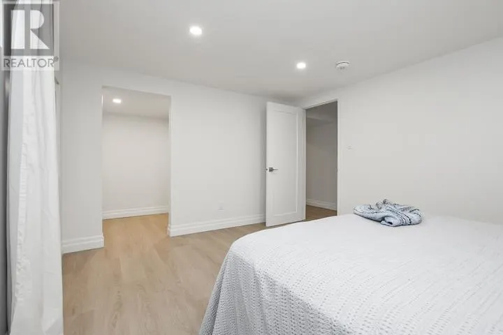 35 Hugill ST