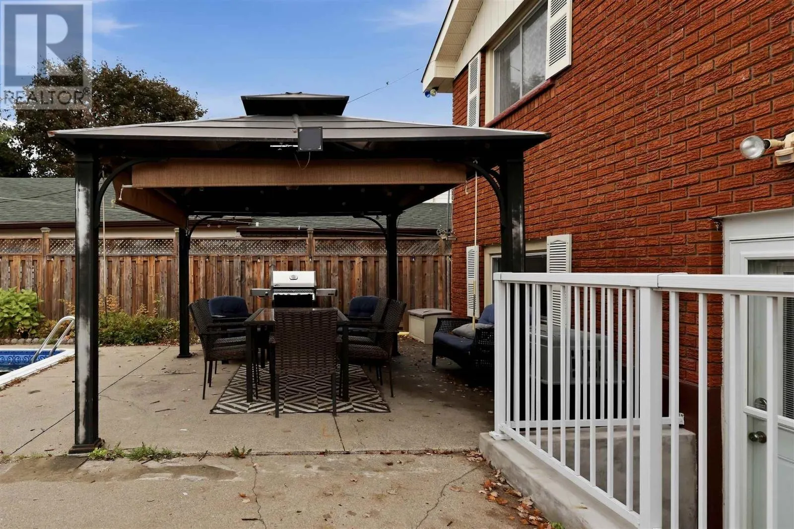 88 Chambers AVE