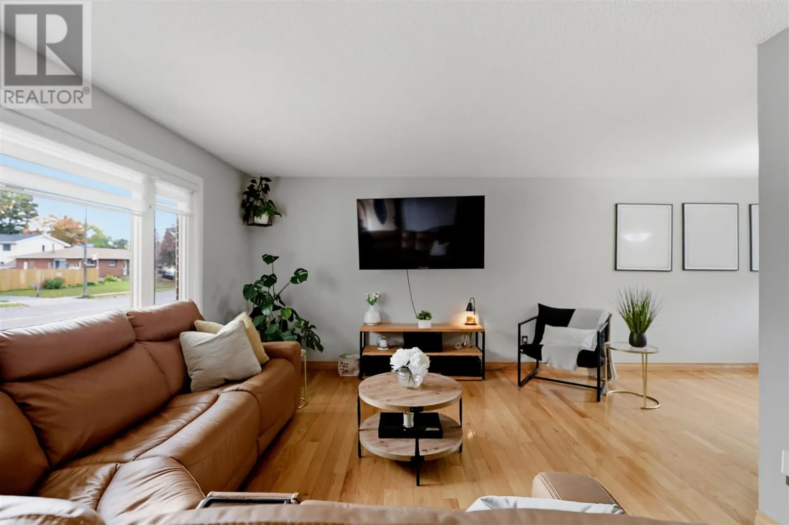 88 Chambers AVE
