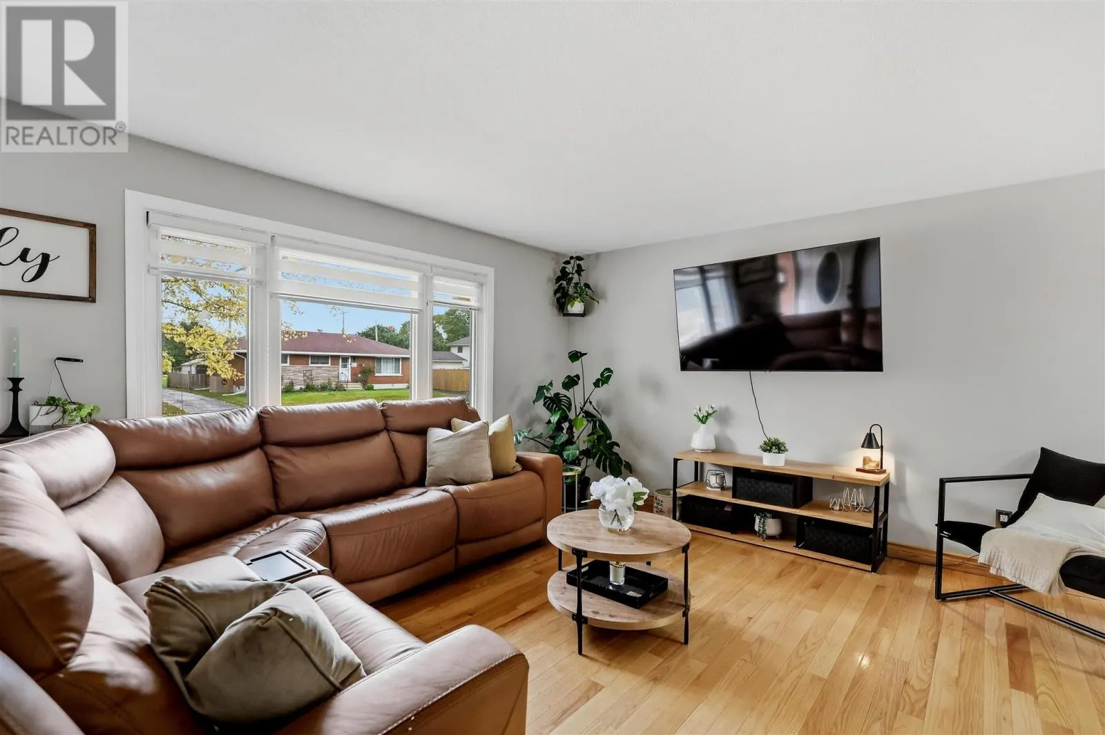 88 Chambers AVE