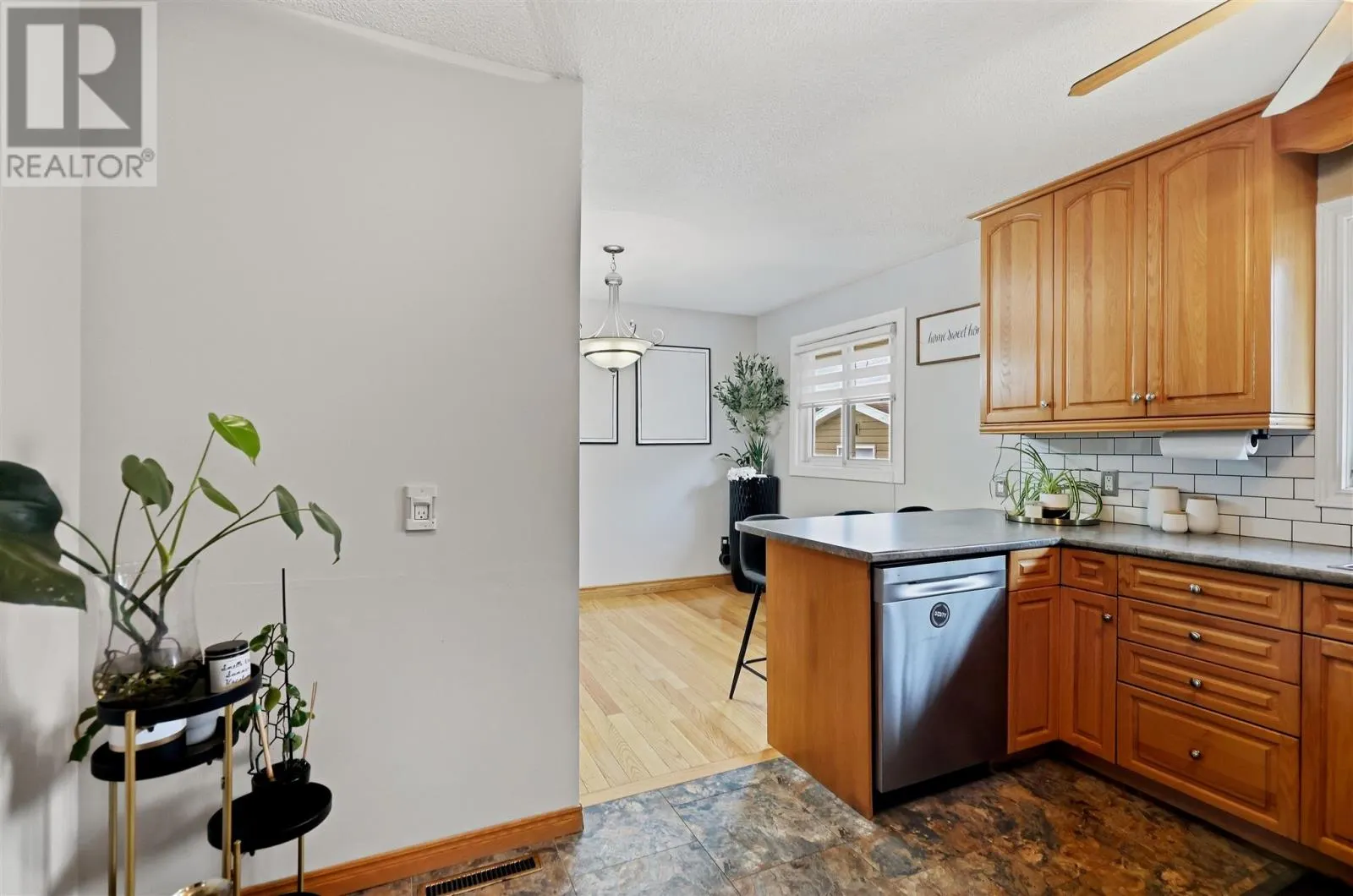 88 Chambers AVE