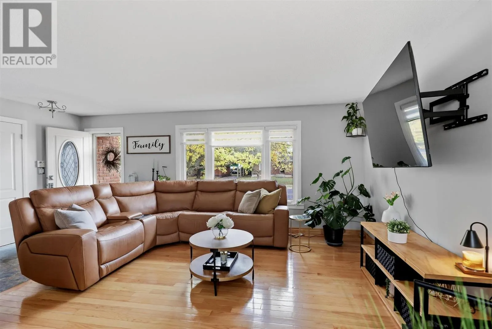 88 Chambers AVE