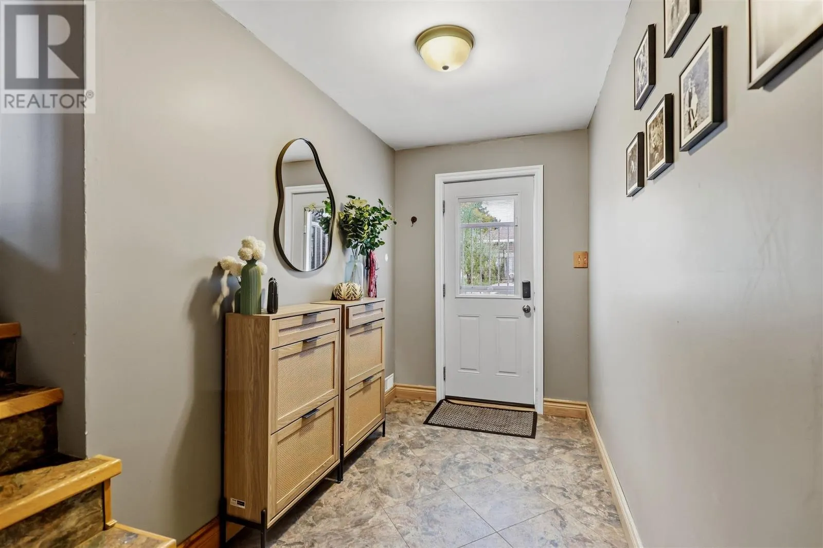 88 Chambers AVE