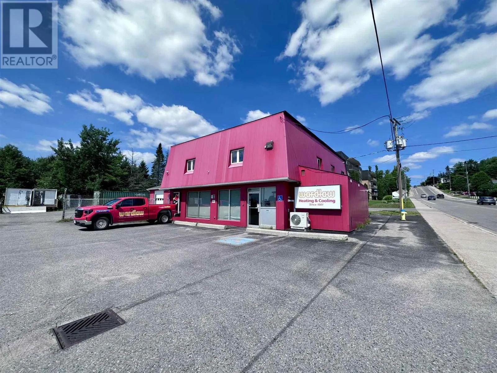 347 Lake ST