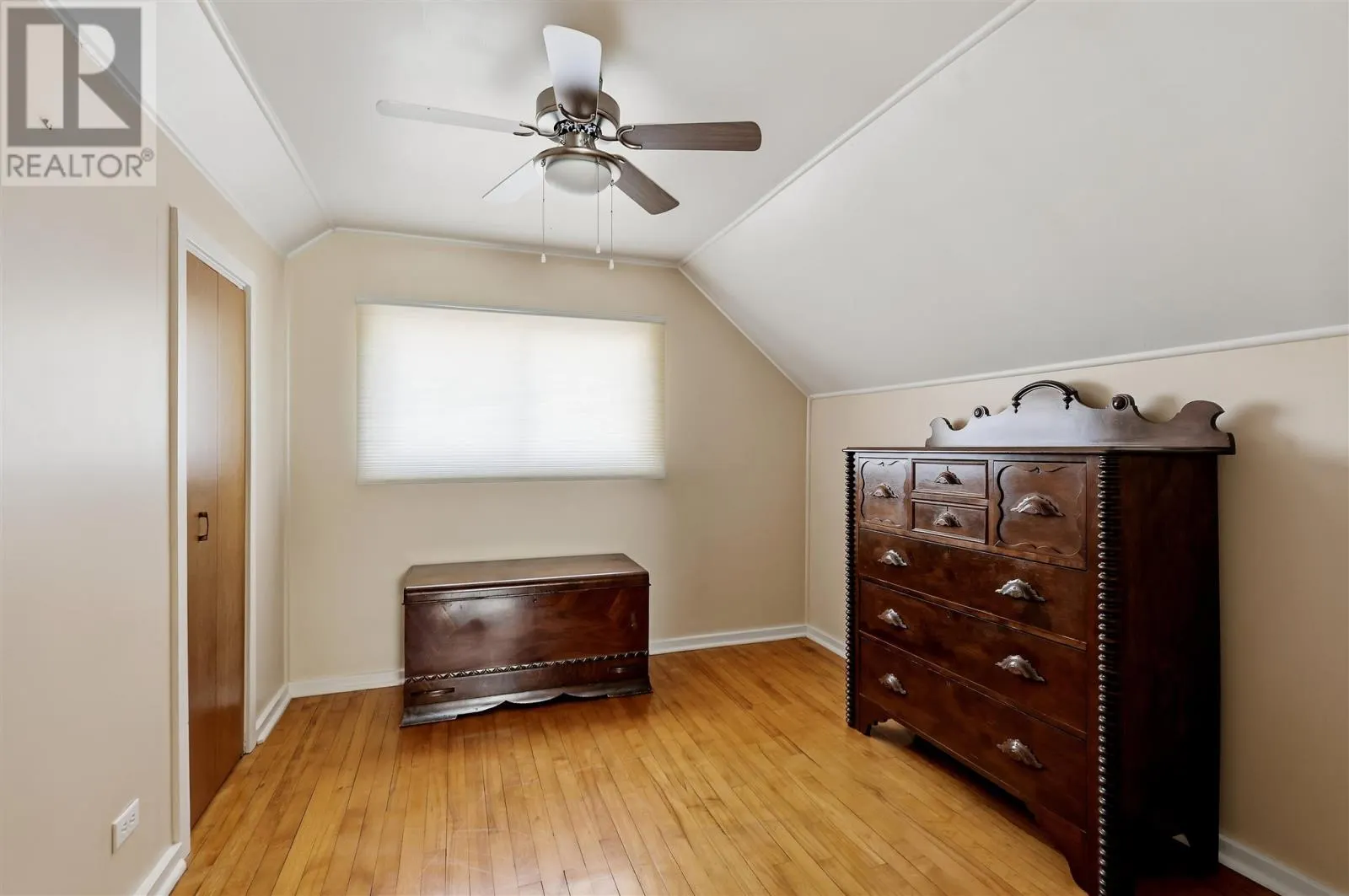 3 Weldon AVE