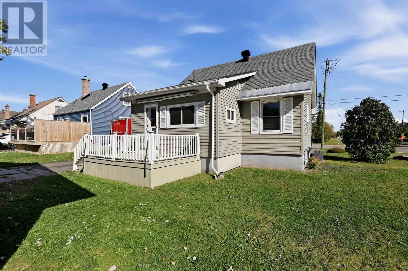 3 Weldon AVE