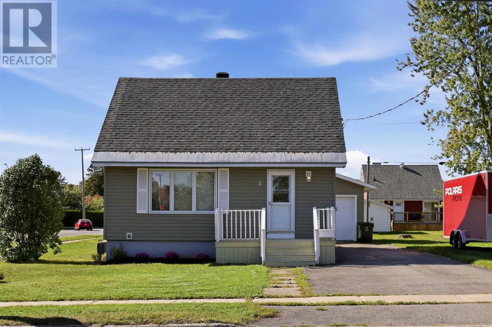 3 Weldon AVE