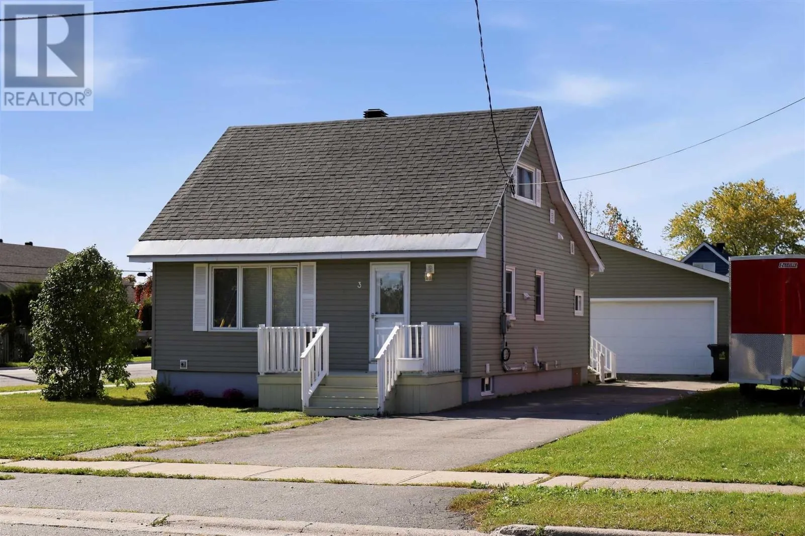 3 Weldon AVE