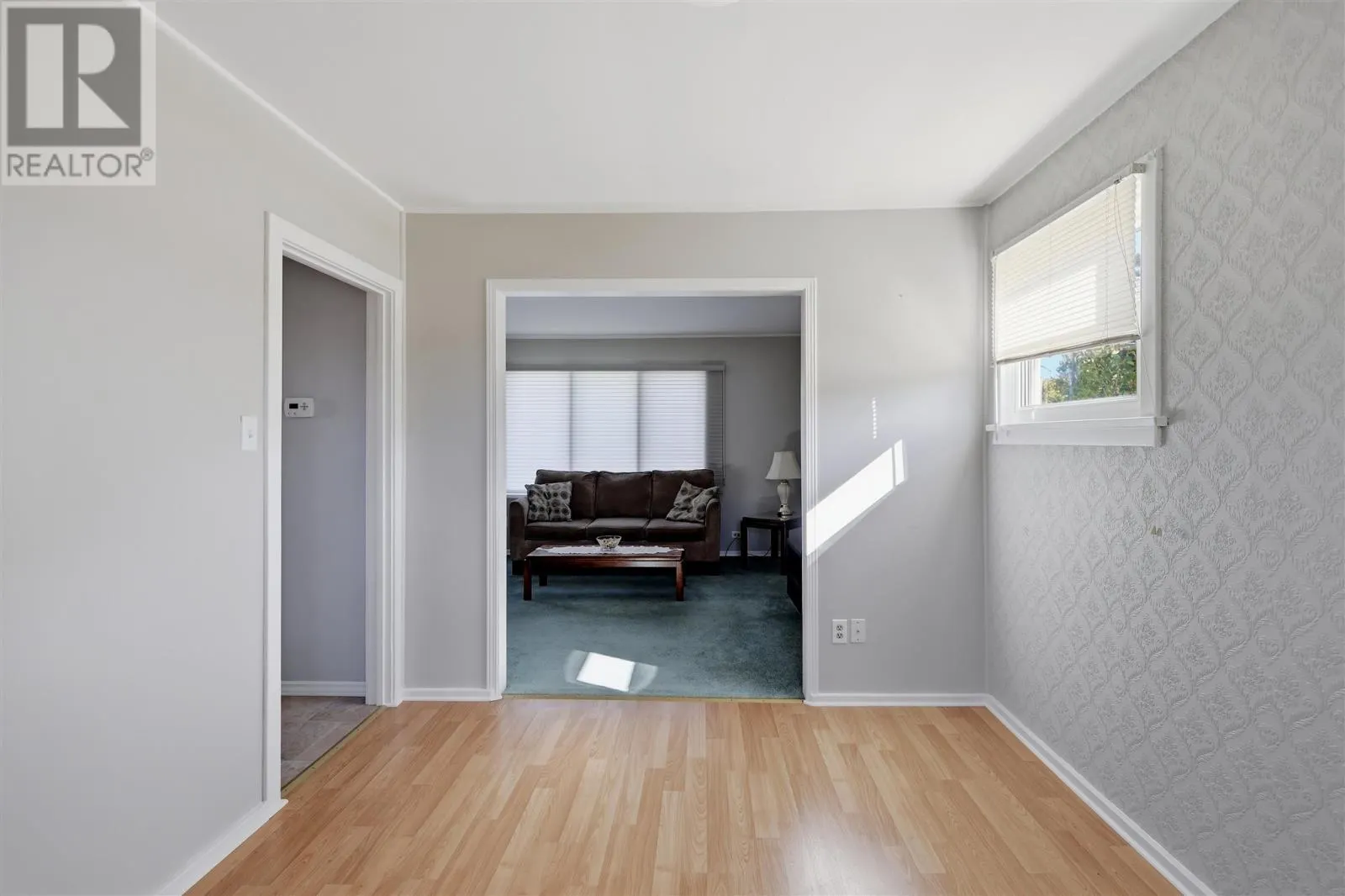3 Weldon AVE