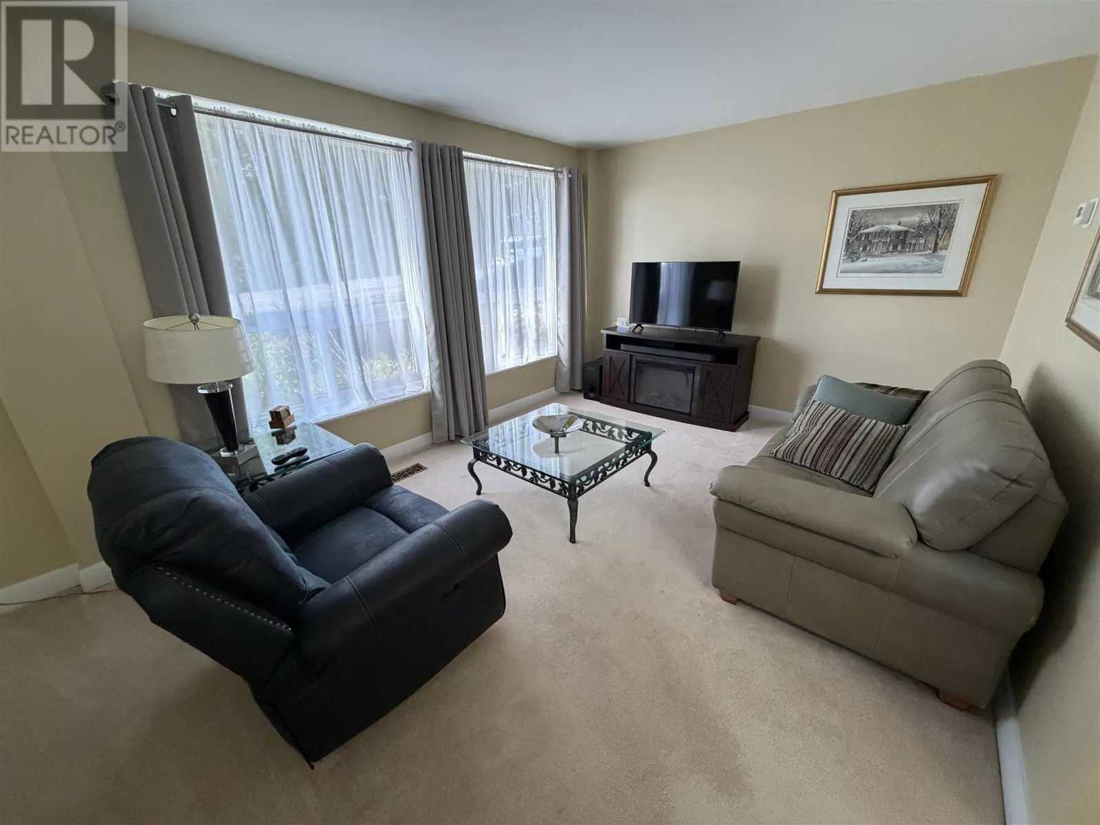 4 Timmins RD