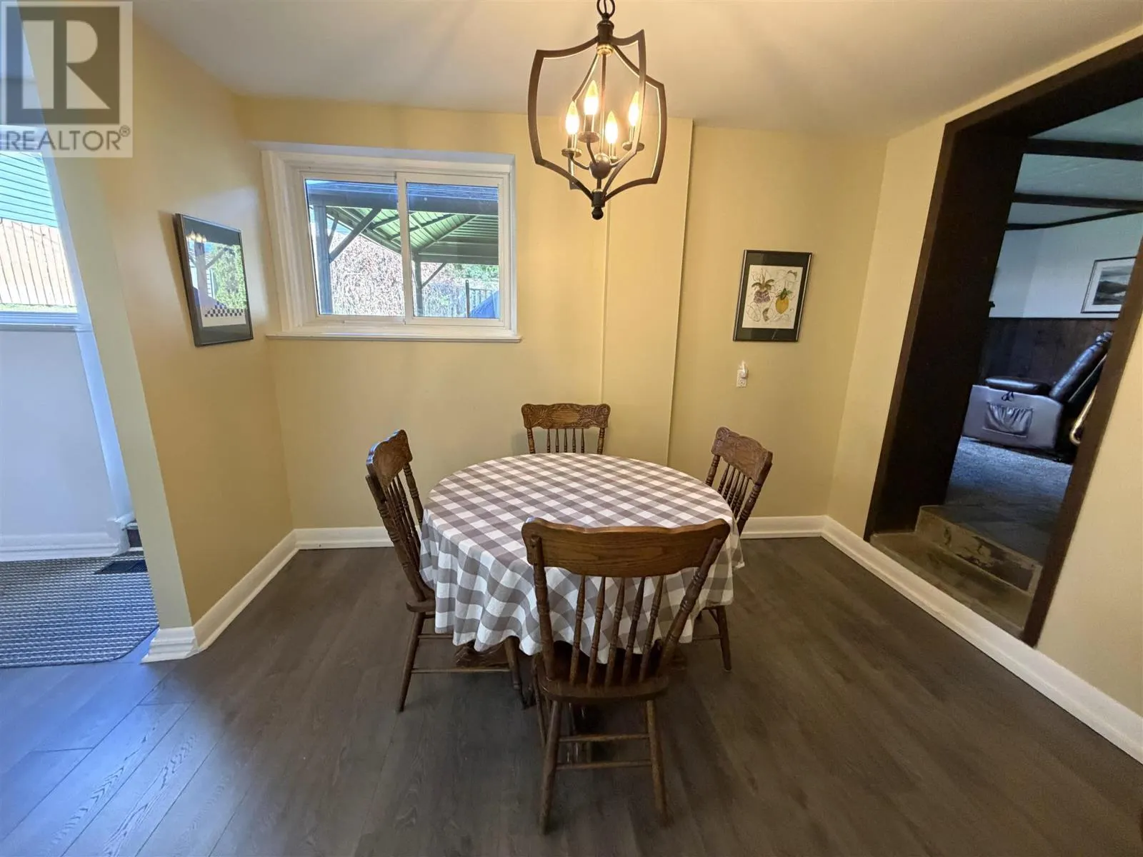4 Timmins RD