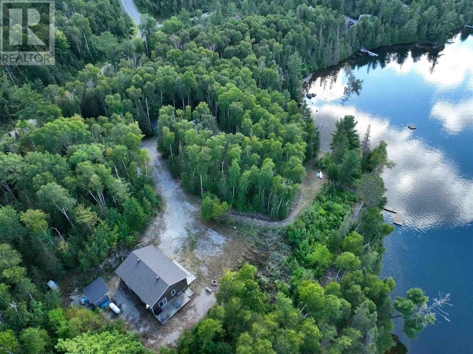 944 Dunlop Shores RD