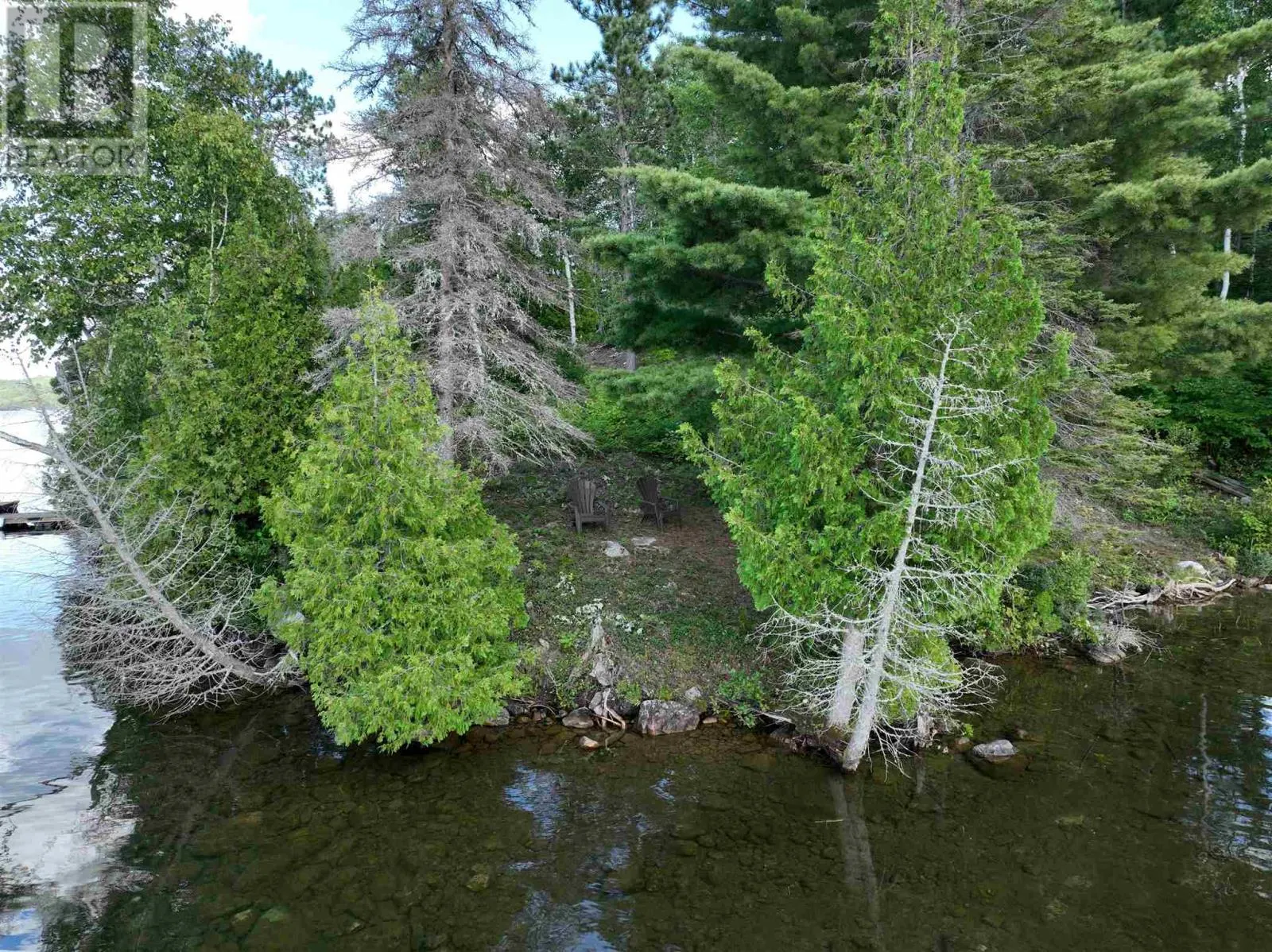 944 Dunlop Shores RD