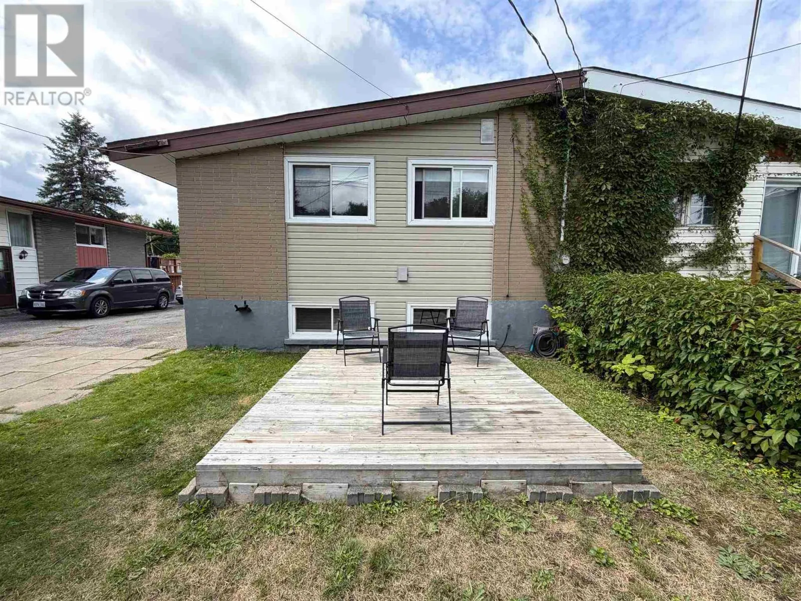 96A Axmith AVE