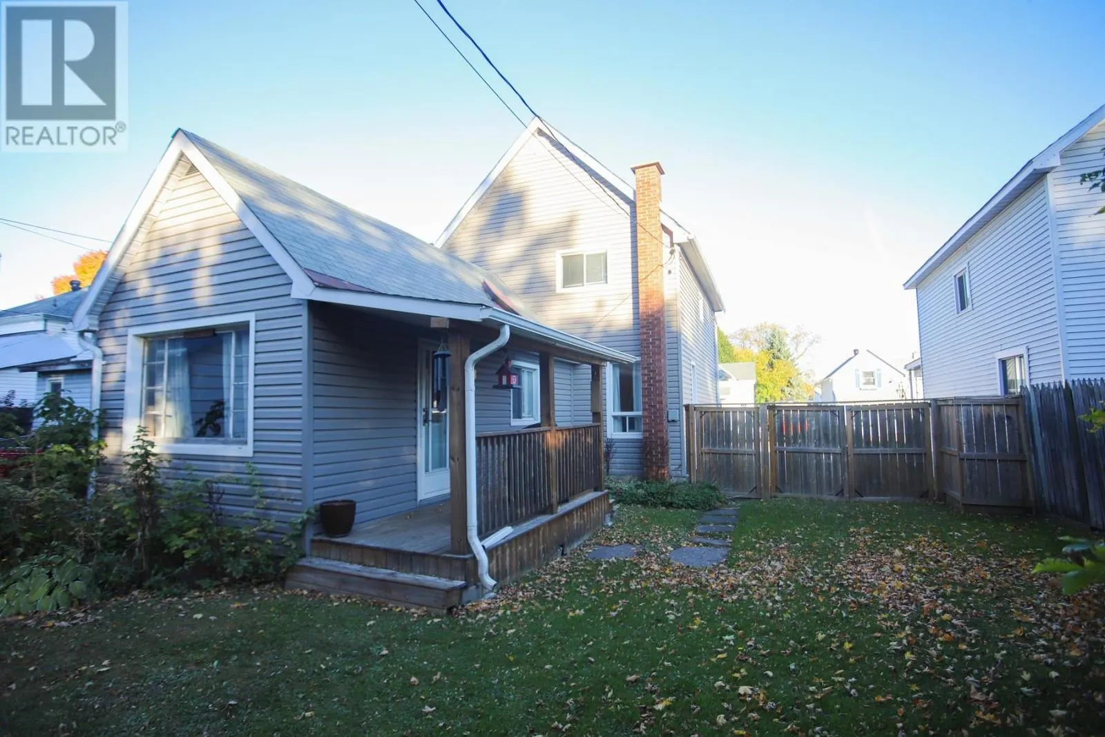 253 St. James ST