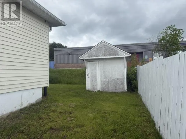 10 Farrell CRES