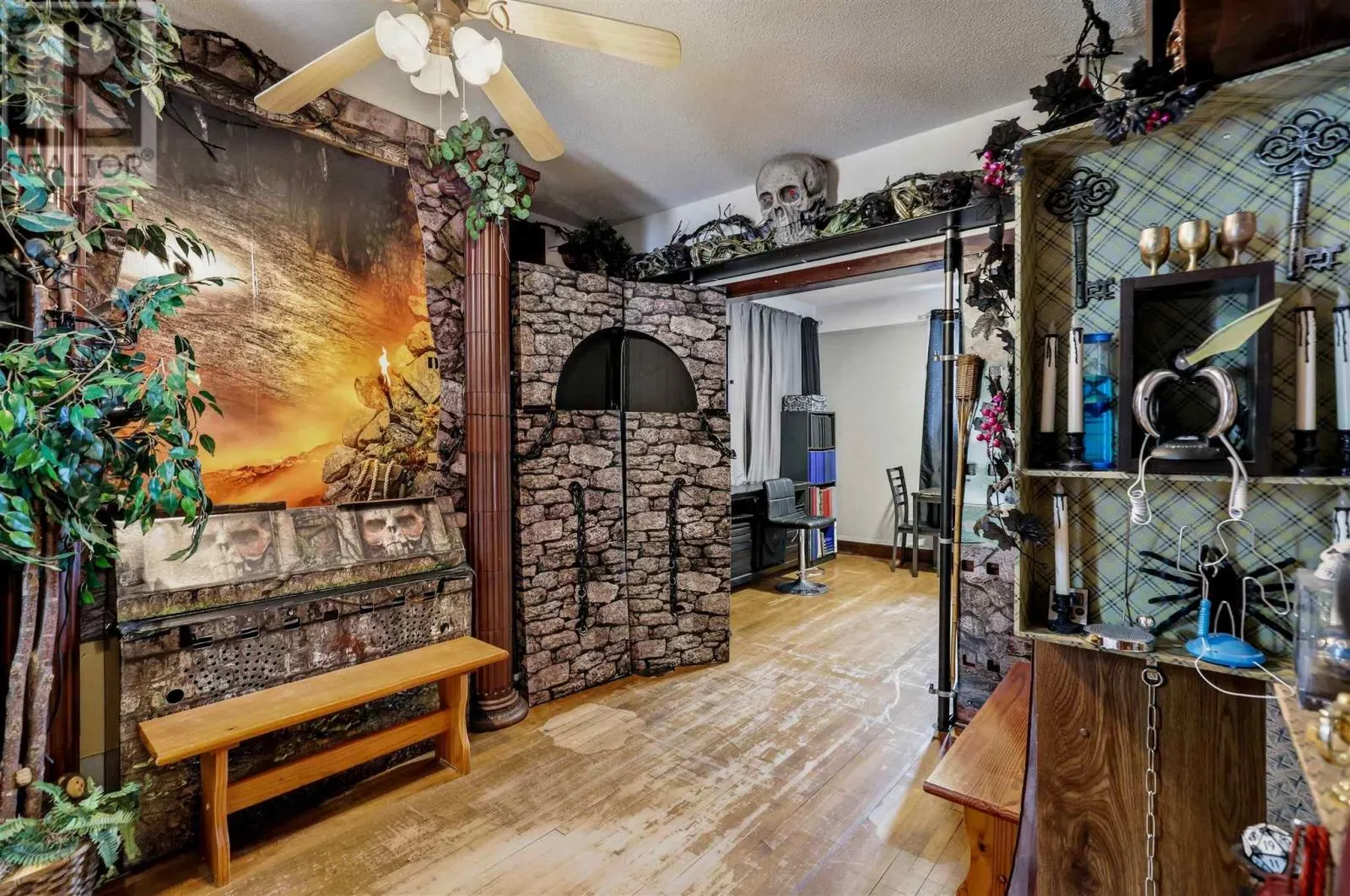 185 Elgin ST