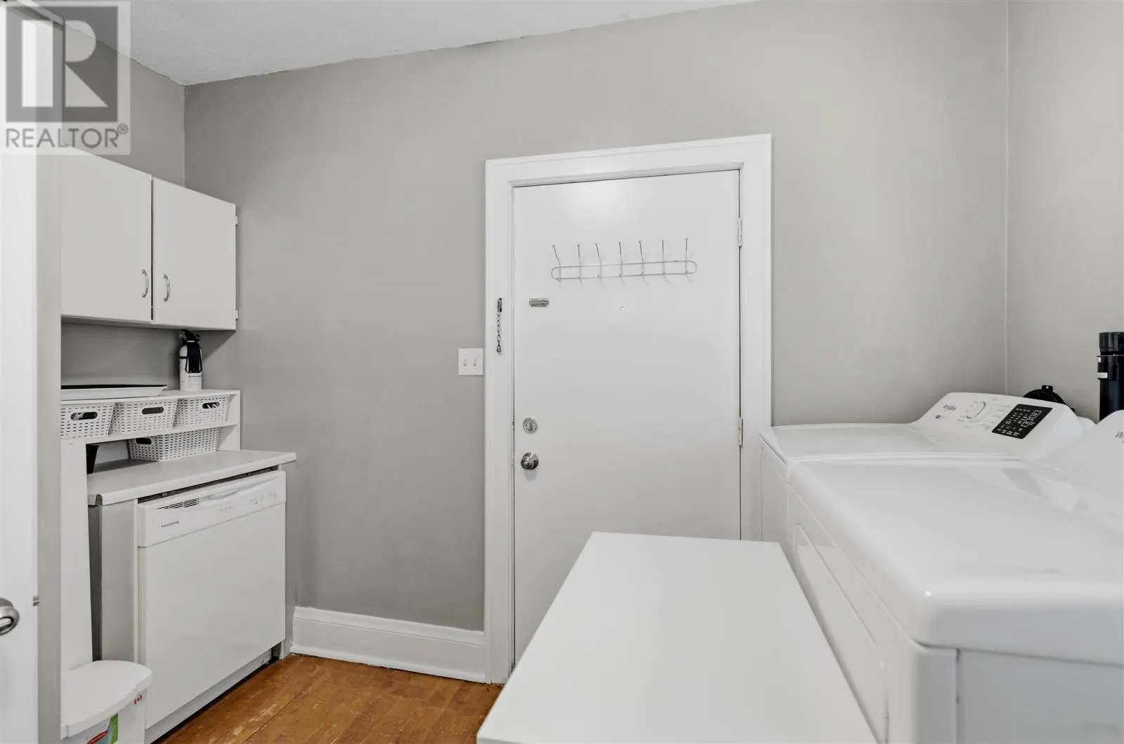 185 Elgin ST