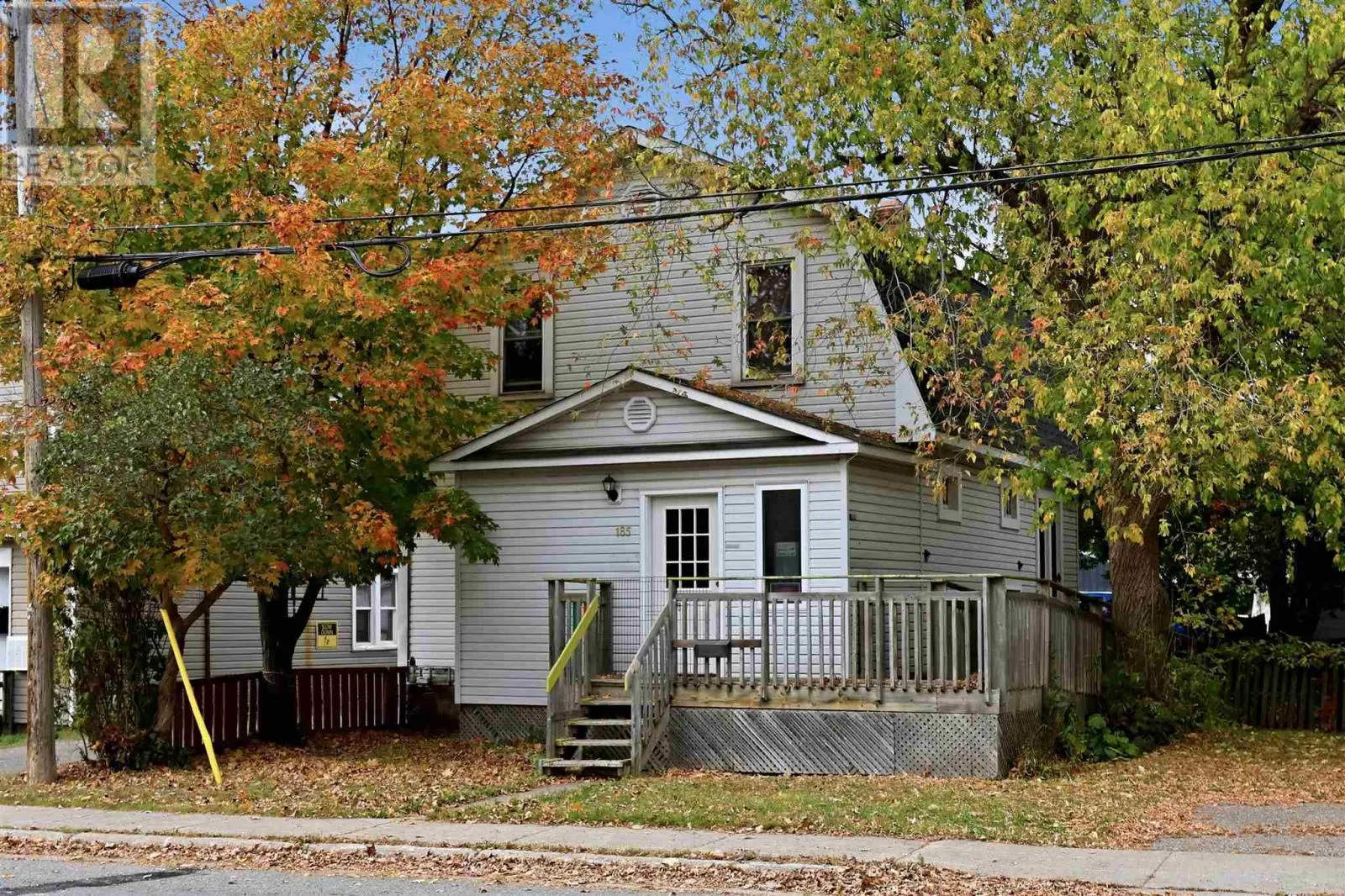 185 Elgin ST