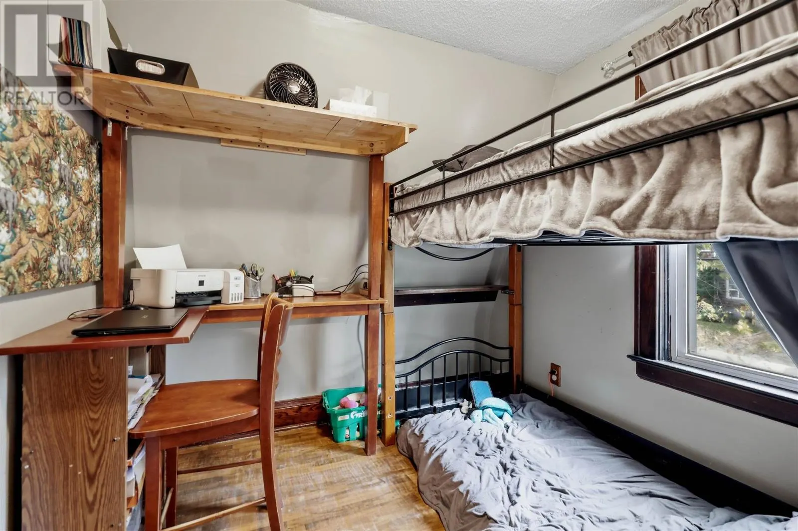 185 Elgin ST
