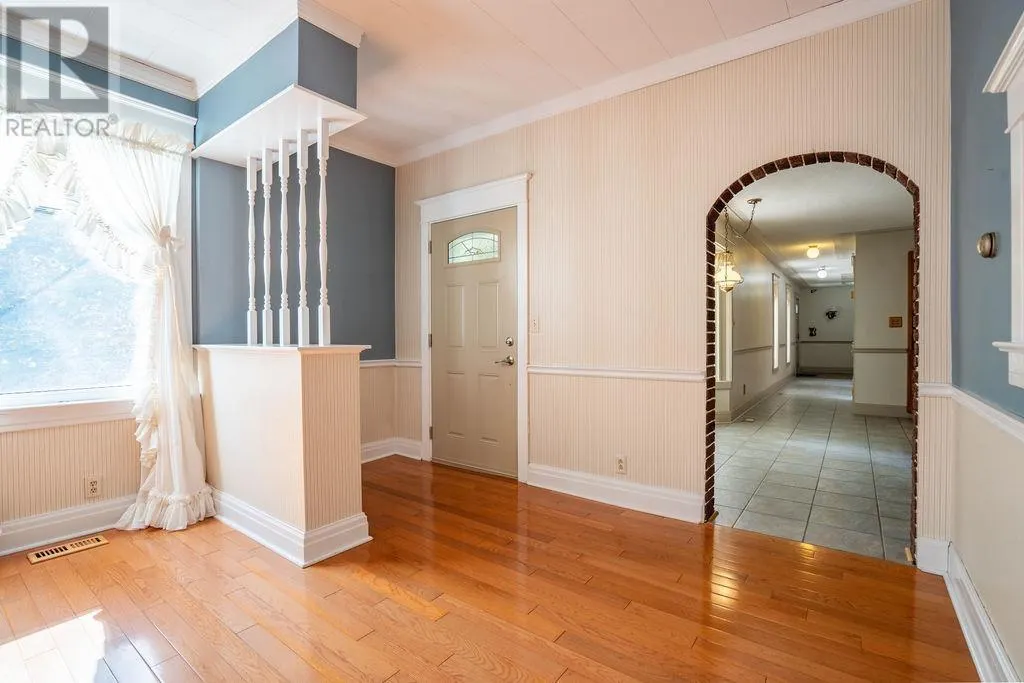 1411 Great Northern Road