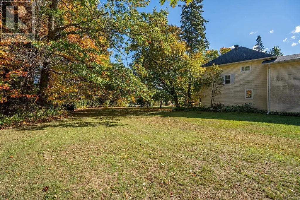 1411 Great Northern Road