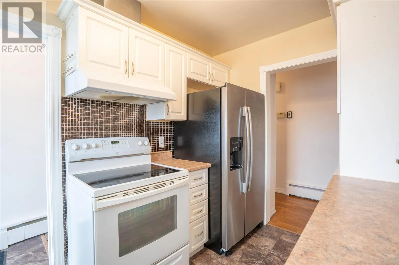 34 Routledge AVE