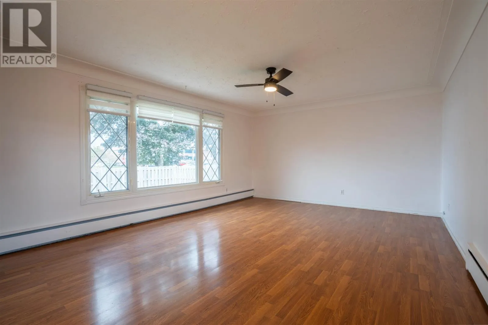 34 Routledge AVE