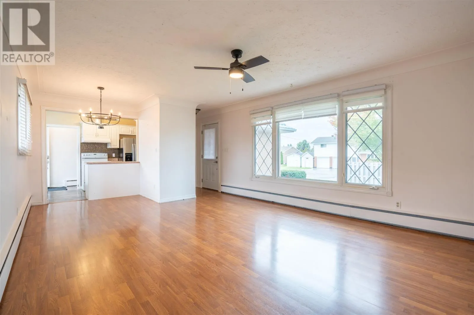 34 Routledge AVE