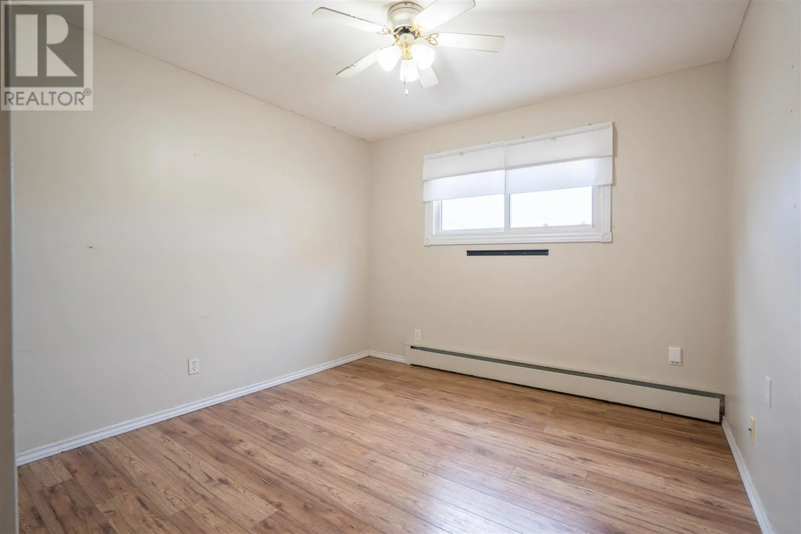 34 Routledge AVE