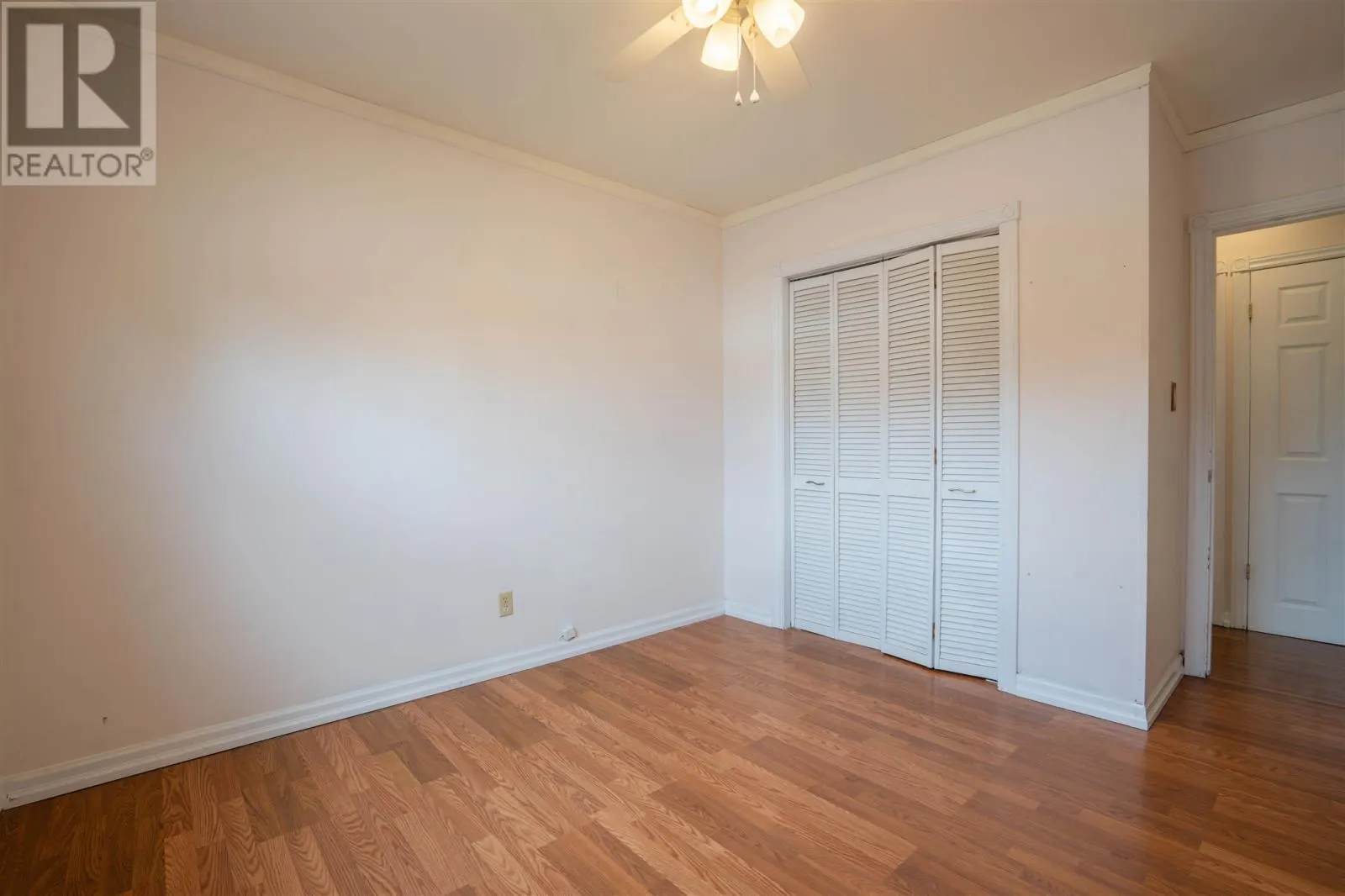 34 Routledge AVE
