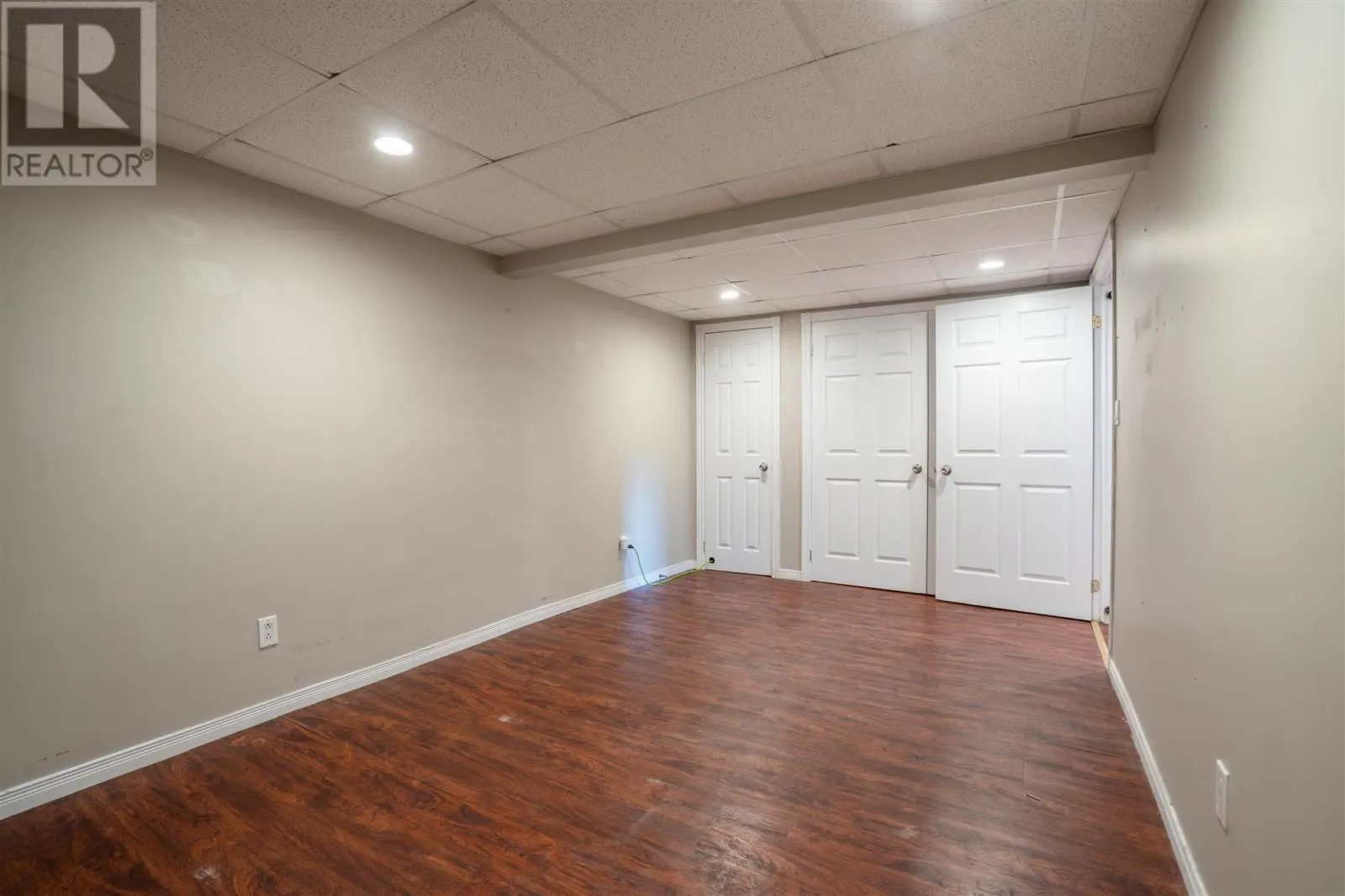 34 Routledge AVE